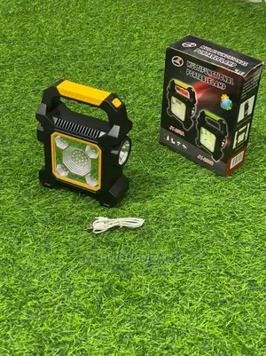 Multifunctional Solar Portable Lamp