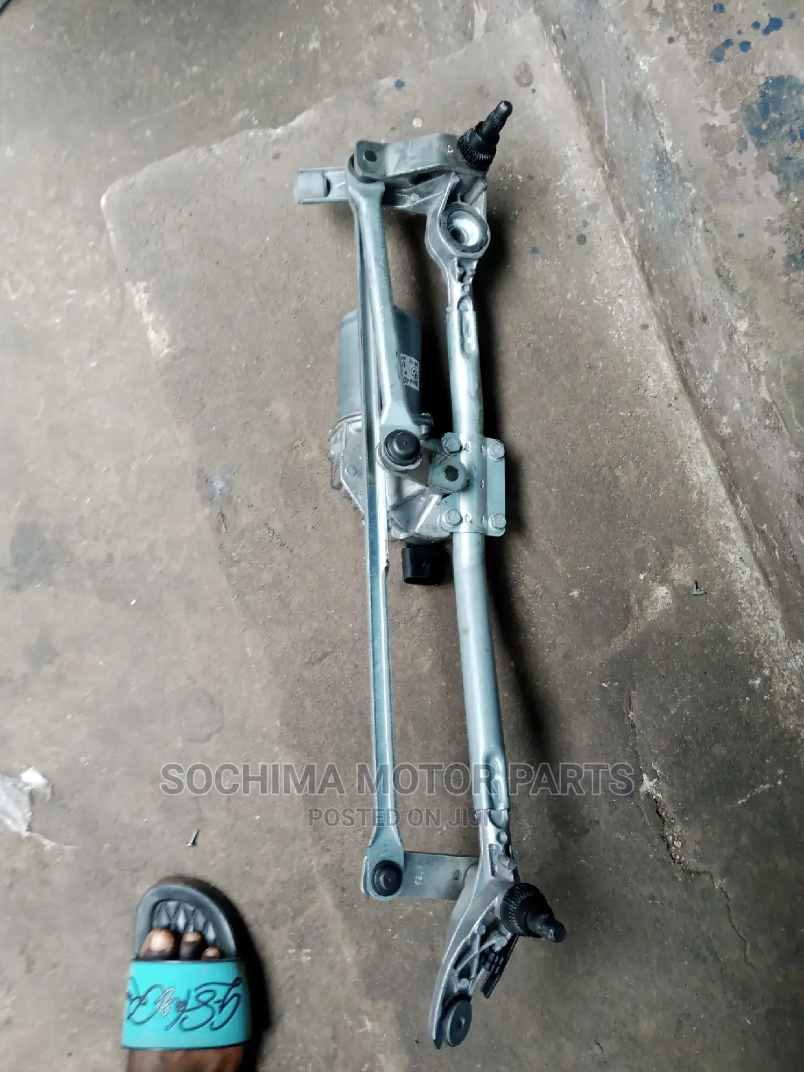 Engine Wiper E90 08 010