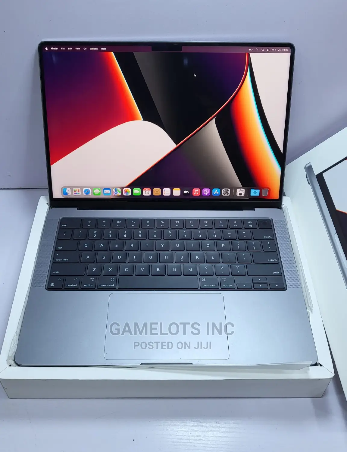 Laptop Apple MacBook Pro 2021 M1 16GB Apple M1 Pro SSD 512GB