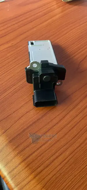 Cadillac Srx Mass Air Flow Meter Sensor