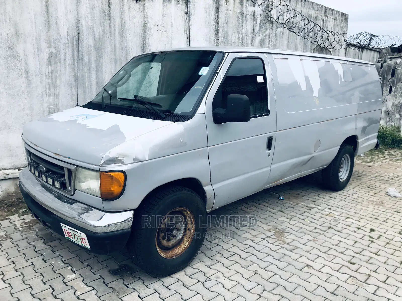 Moving Van for Logistics