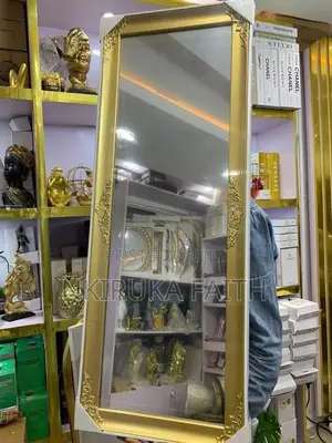 Long Mirror Luxury Royalty Gold Mirror .