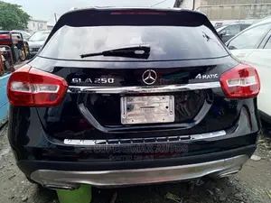 Mercedes-Benz GLA 250 2017 Black