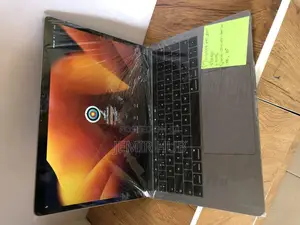 Laptop Apple MacBook Pro 2019 8GB Intel Core i5 SSD 128GB