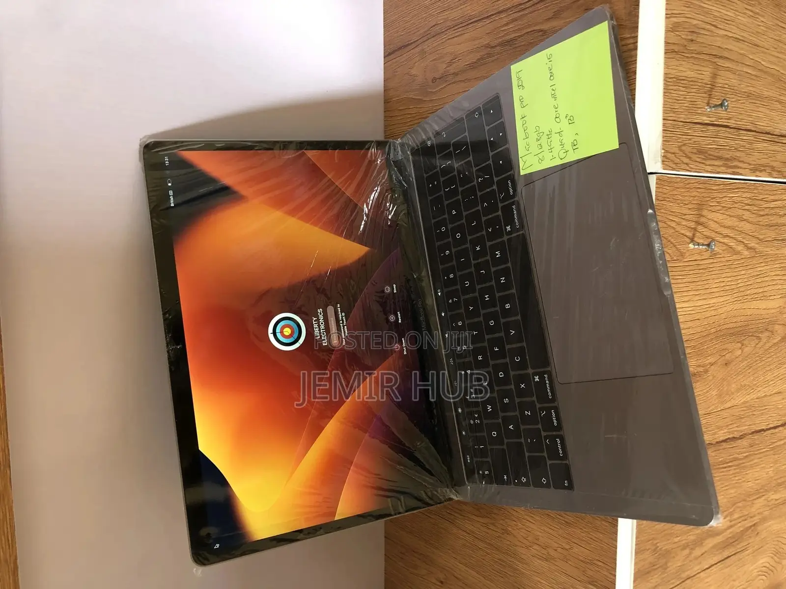 Laptop Apple MacBook Pro 2019 8GB Intel Core i5 SSD 128GB