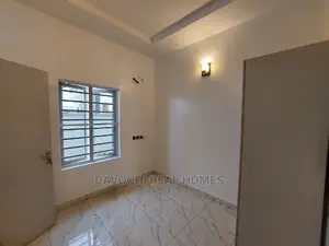 4bdrm Duplex in Immediately After for rent