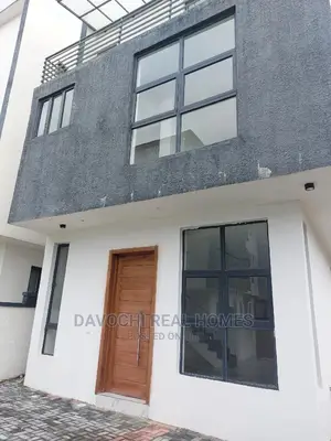 4bdrm Duplex in Chevron Drive for rent
