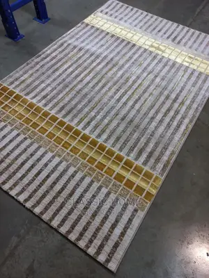 Luxury Living Room Designed Super Soft Royal Center Rug.