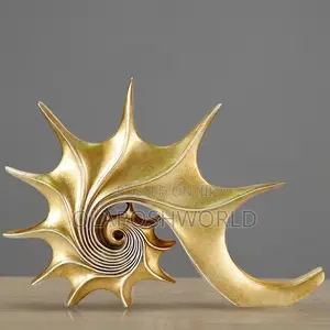 Decorative Figurines