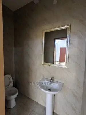 3bdrm Block of Flats in Maitama for rent