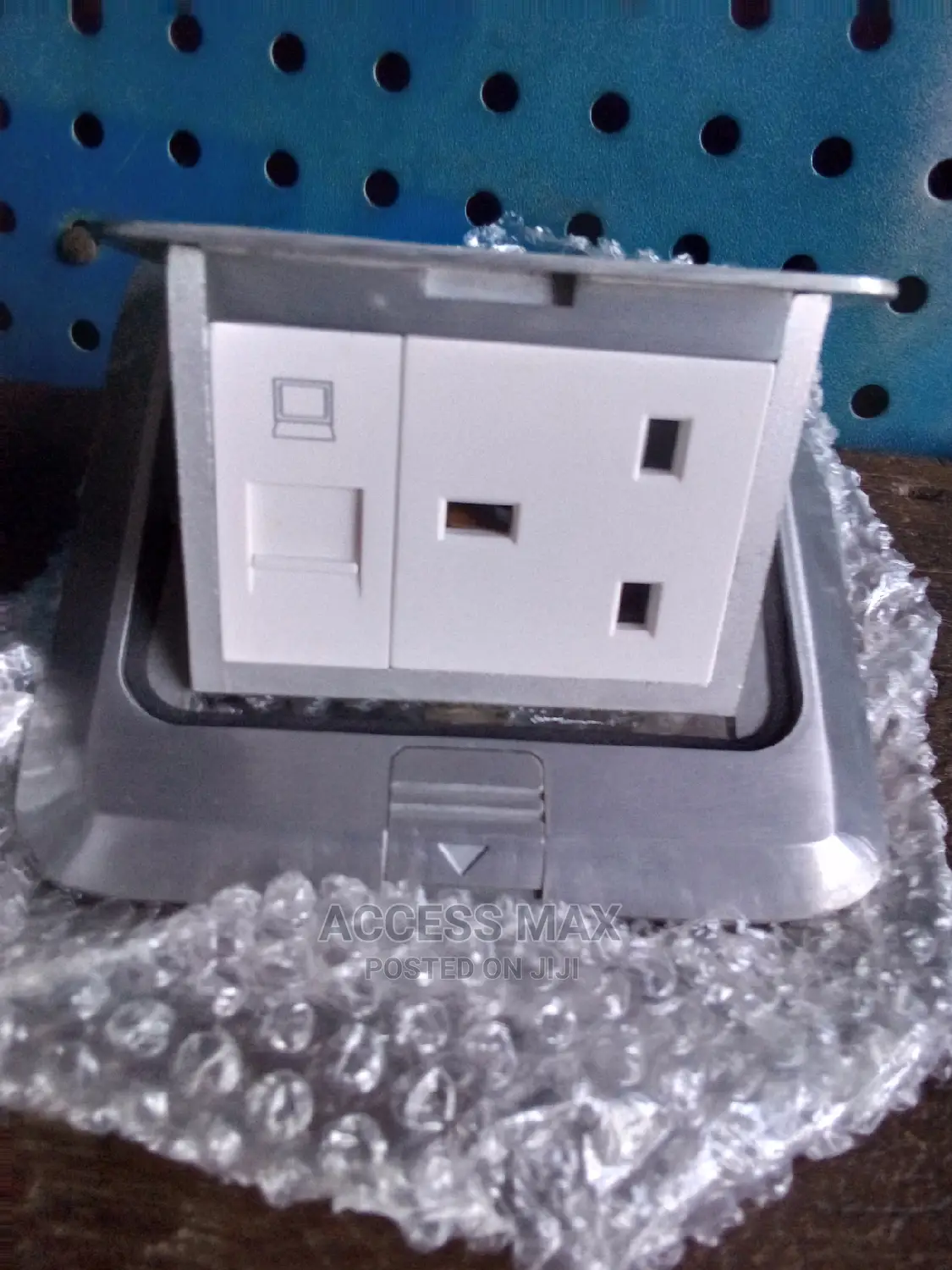 Floor Socket 13amps Mouth