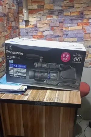 Panasonic MDH2 Video Camera