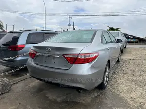 Toyota Camry 2015 Silver
