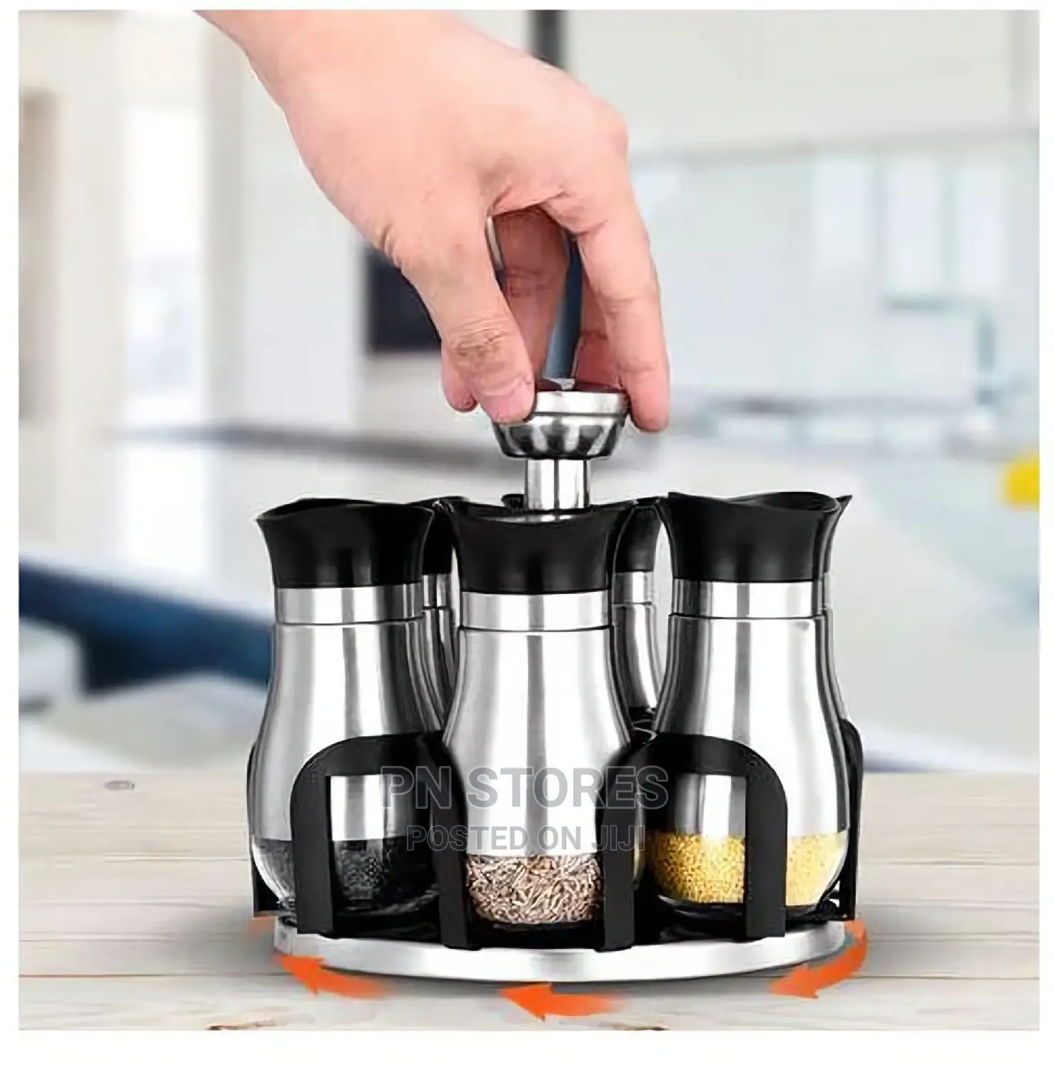 Rotating Spice Container