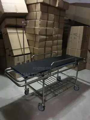 Patient Trolley Steel With Drip Stand
