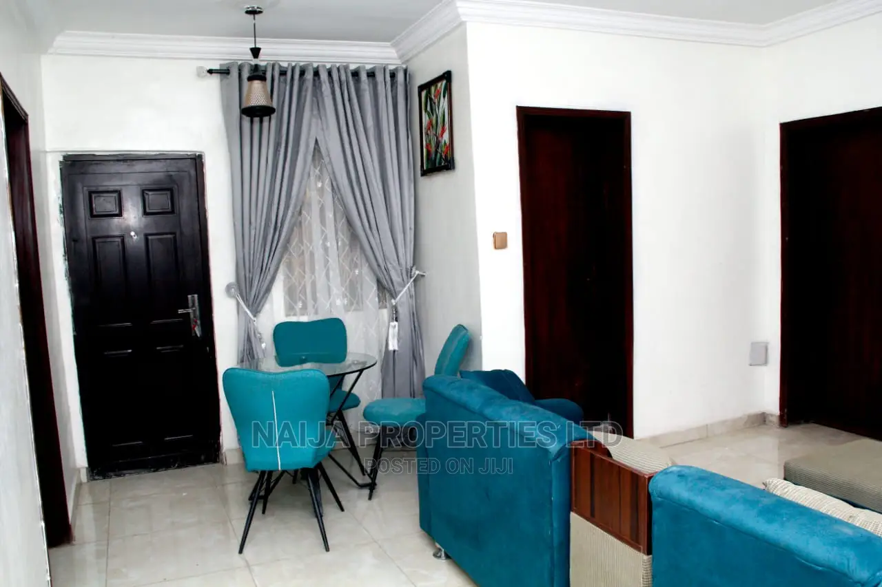 7bdrm Duplex in Ologolo, Lekki for sale