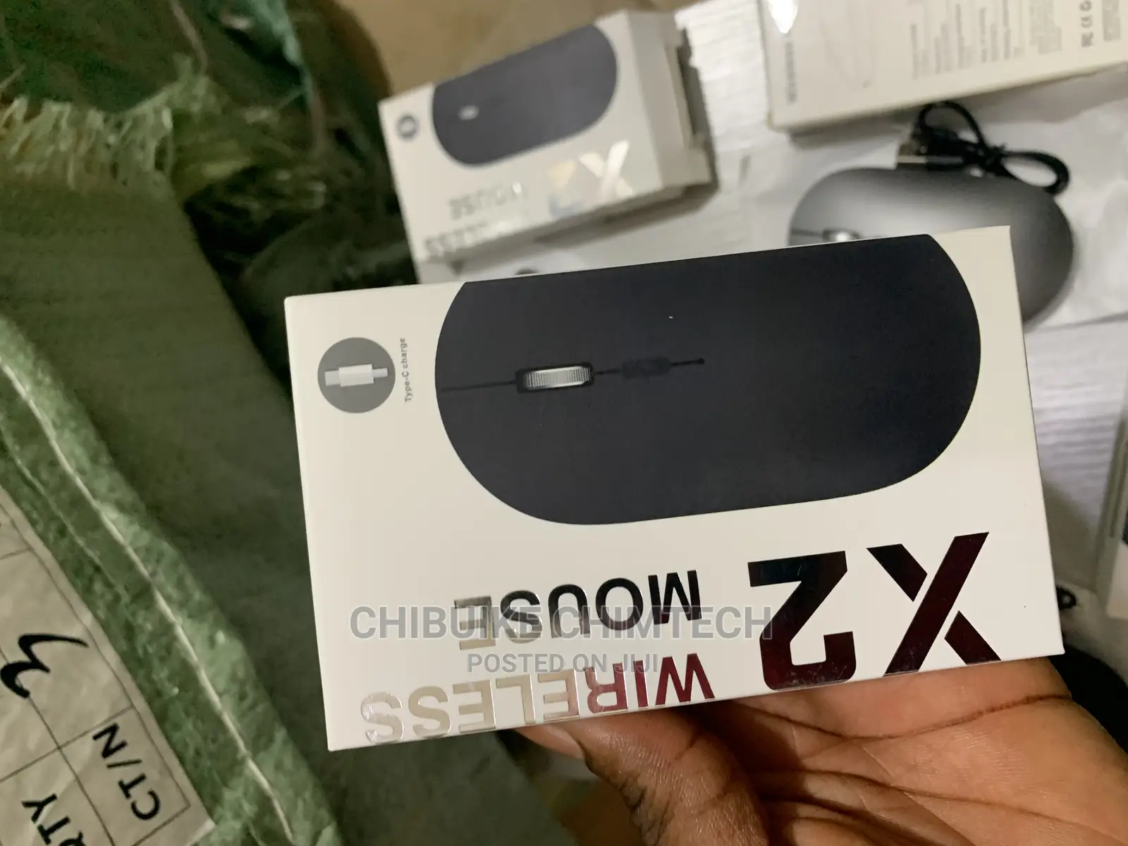 X2 Silent Bluetooth and Wireless Rechargeable Usb-C Mouse