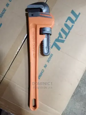 Heavy Duty Pipe Wrench