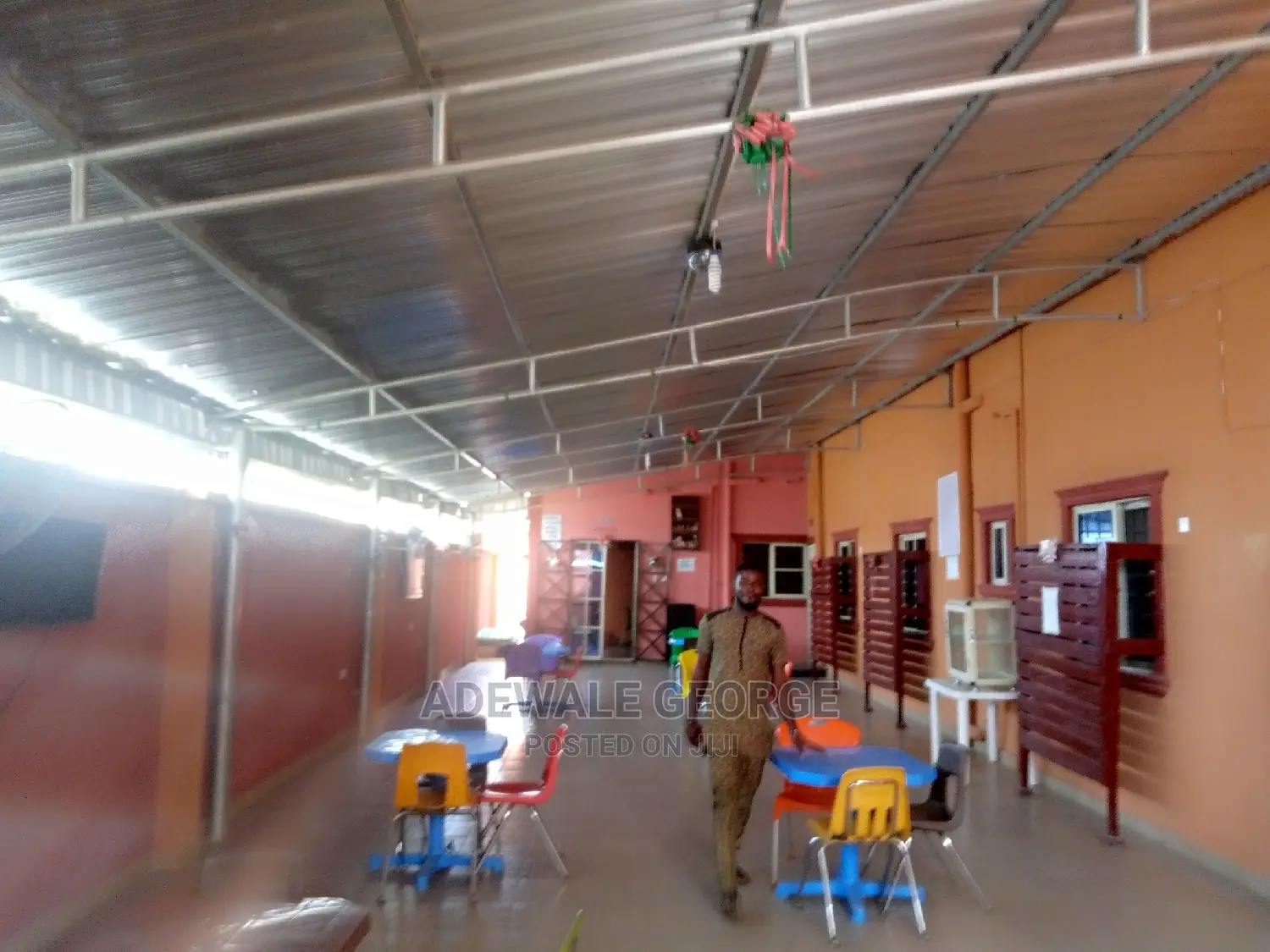 Open Shade,Highly Suitable for Open Bar