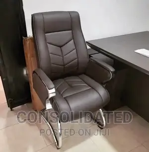 Quality Executive Leather Visitors Office Chair.
