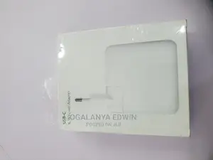 Macbook Charger Type C.
