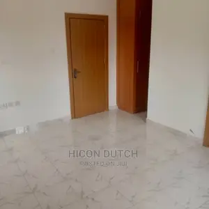 3bdrm Block of Flats in Mini, Life Camp for rent