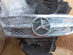 Front Grille for W203,C240,C230,C300,Glk350,E350,Ml350,Cla