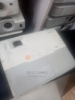 Epson Projector With Hdmi And, Usb and Vga Ports Available