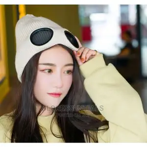 Unisex Winter Solid Casual Beanie Head Warmer With Glass