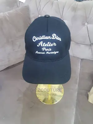 Original CHRISTIAN DIOR Face Cap Available in Store