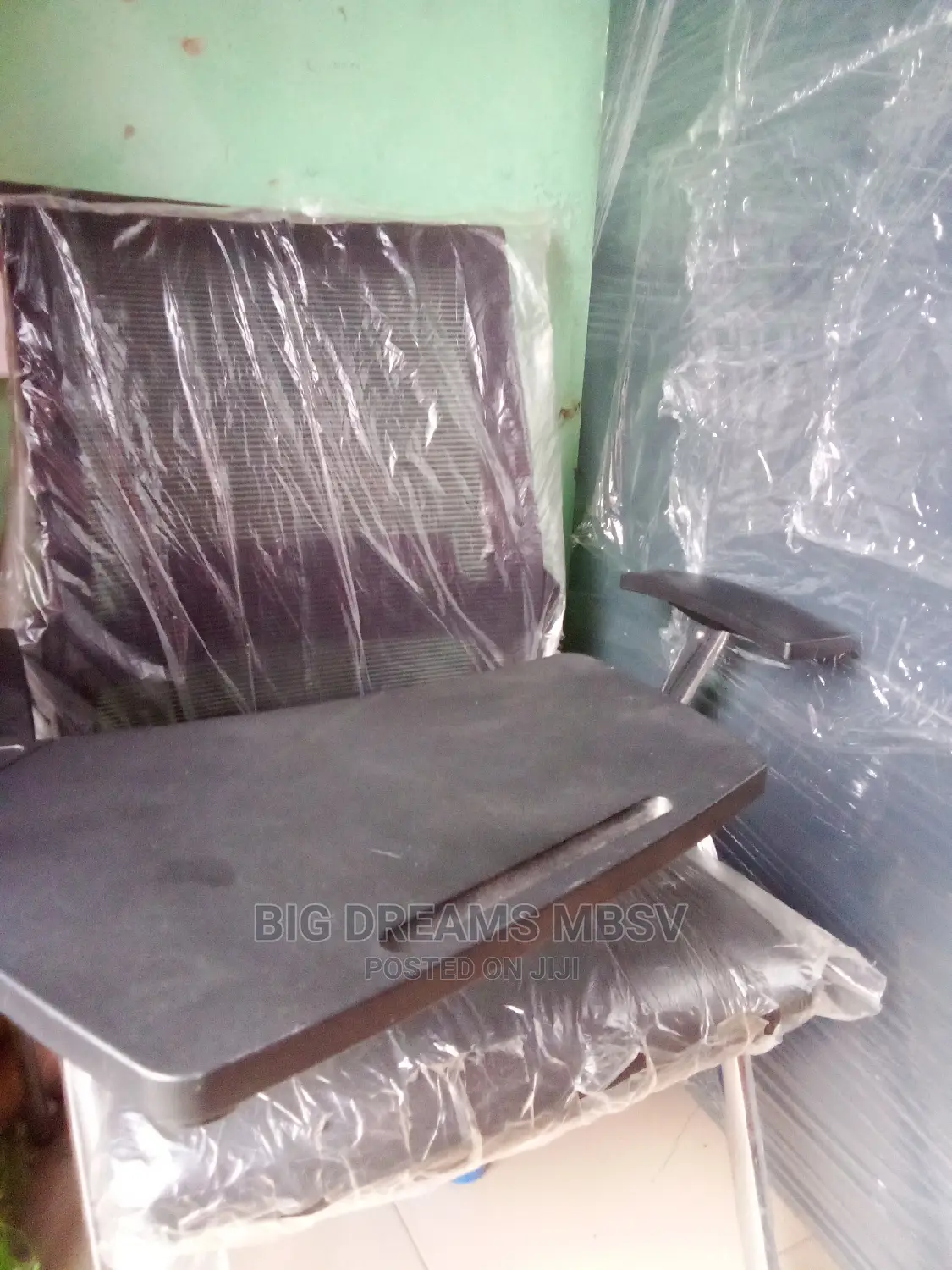 Foldable Net Chair With Writing Pad