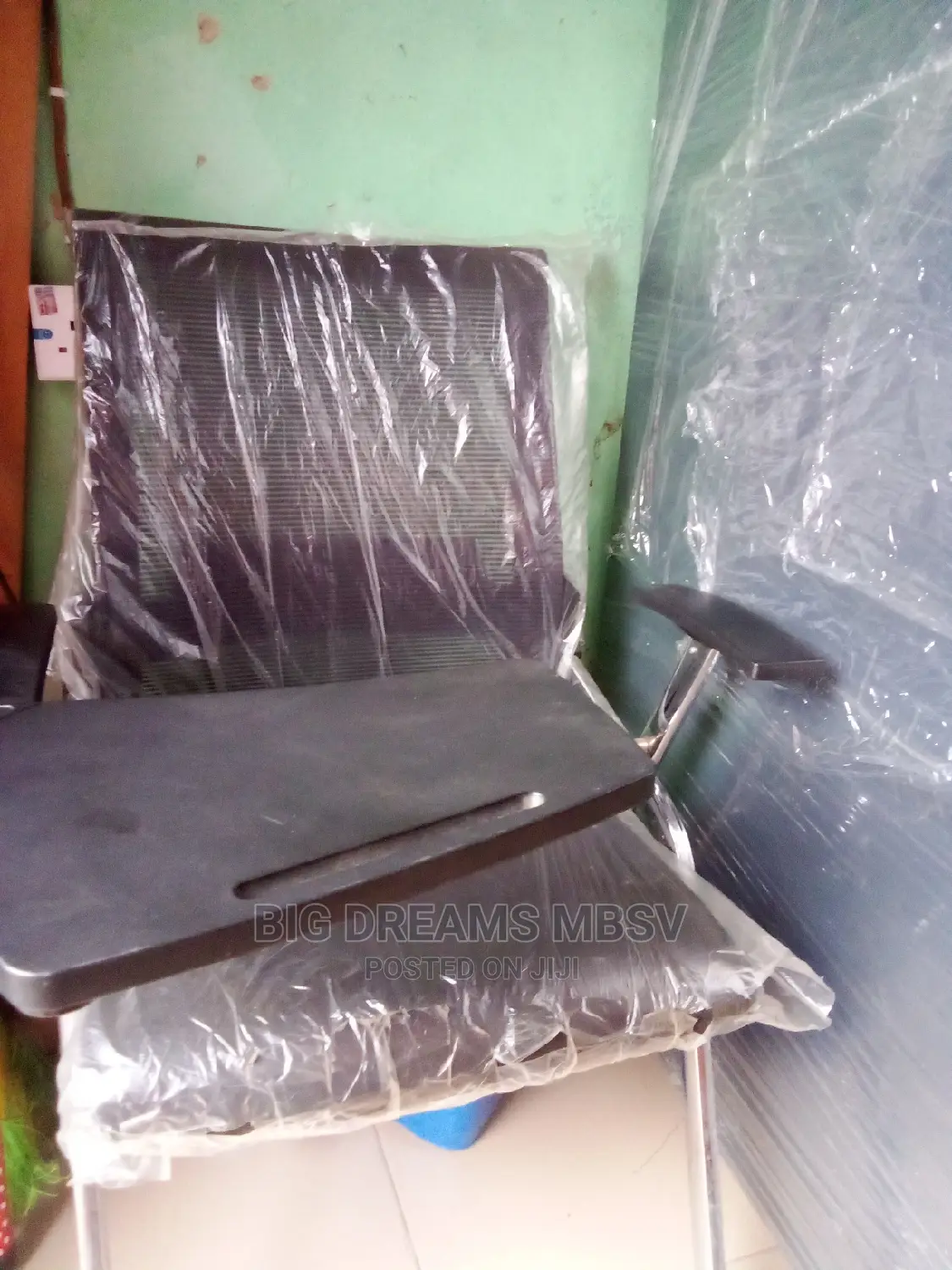 Foldable Net Chair With Writing Pad