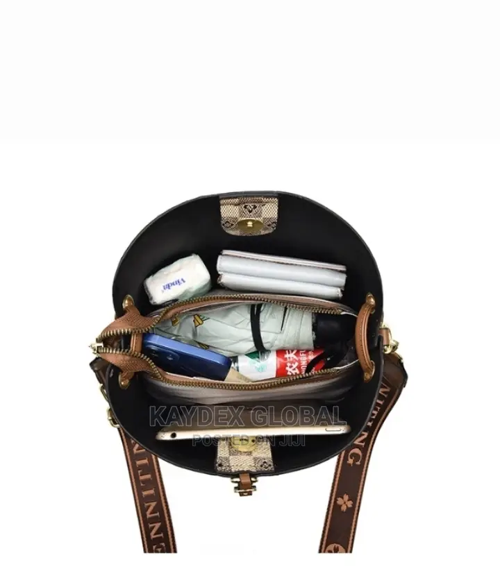 Ladies Stylish Fashion Handbag