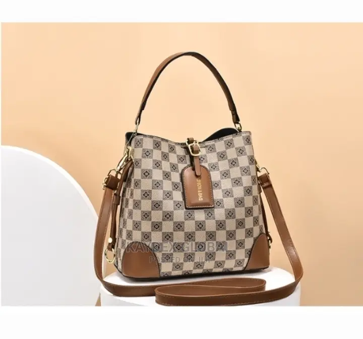 Ladies Stylish Fashion Handbag