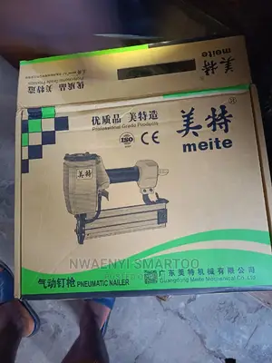 21⁄2inches Nail Gun for Wood