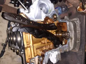 Kia Cerato 2012 Half Engine