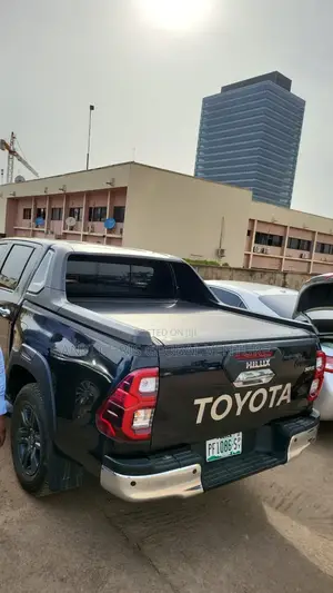 2022 Toyota Hilux Booth Cover Slides With TRD Spoiler