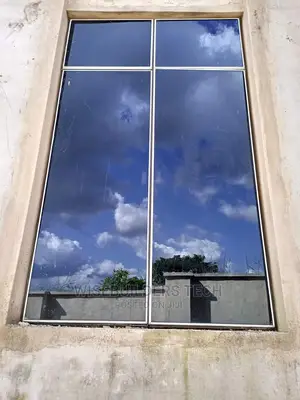 Frameless Window