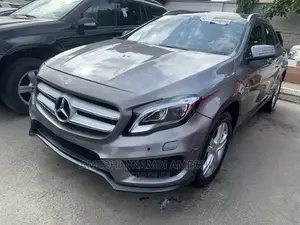 Mercedes-Benz GLA 250 2016 Gray