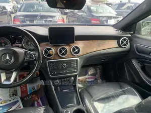 Mercedes-Benz GLA 250 2016 Gray