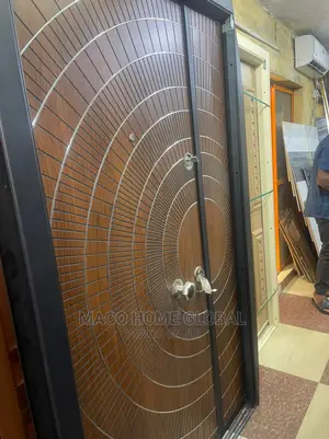 4ft by 7ft Wood Fece Luxury Door
