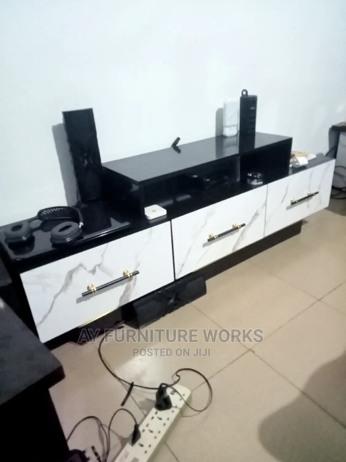 5ft Long Television Console