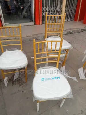 Event Chair With Cushion