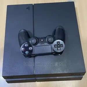 Sony Playstation 4 (Uk Used) With 10 Games Installed
