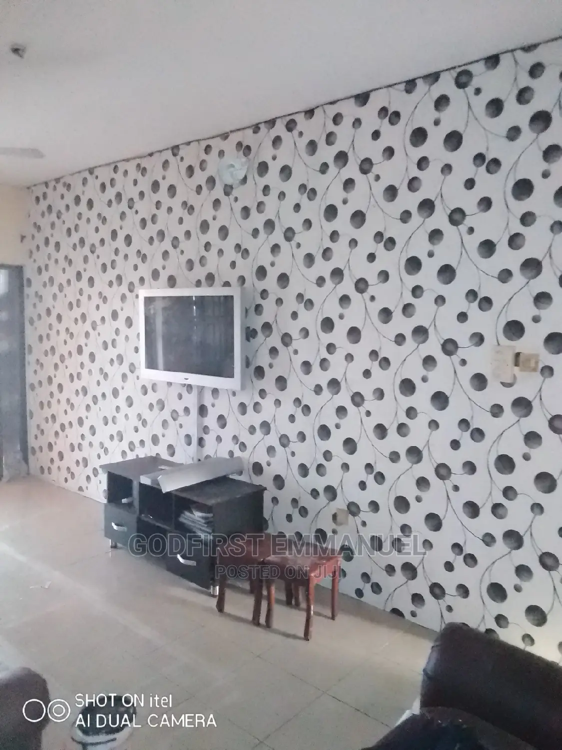 Wallpaper Installation