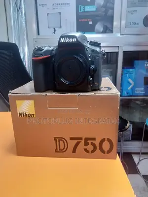 Nikon D750 Camera Body on Tokunbo