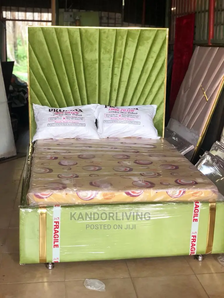 Bed Frame With Mattress/2 Pillows