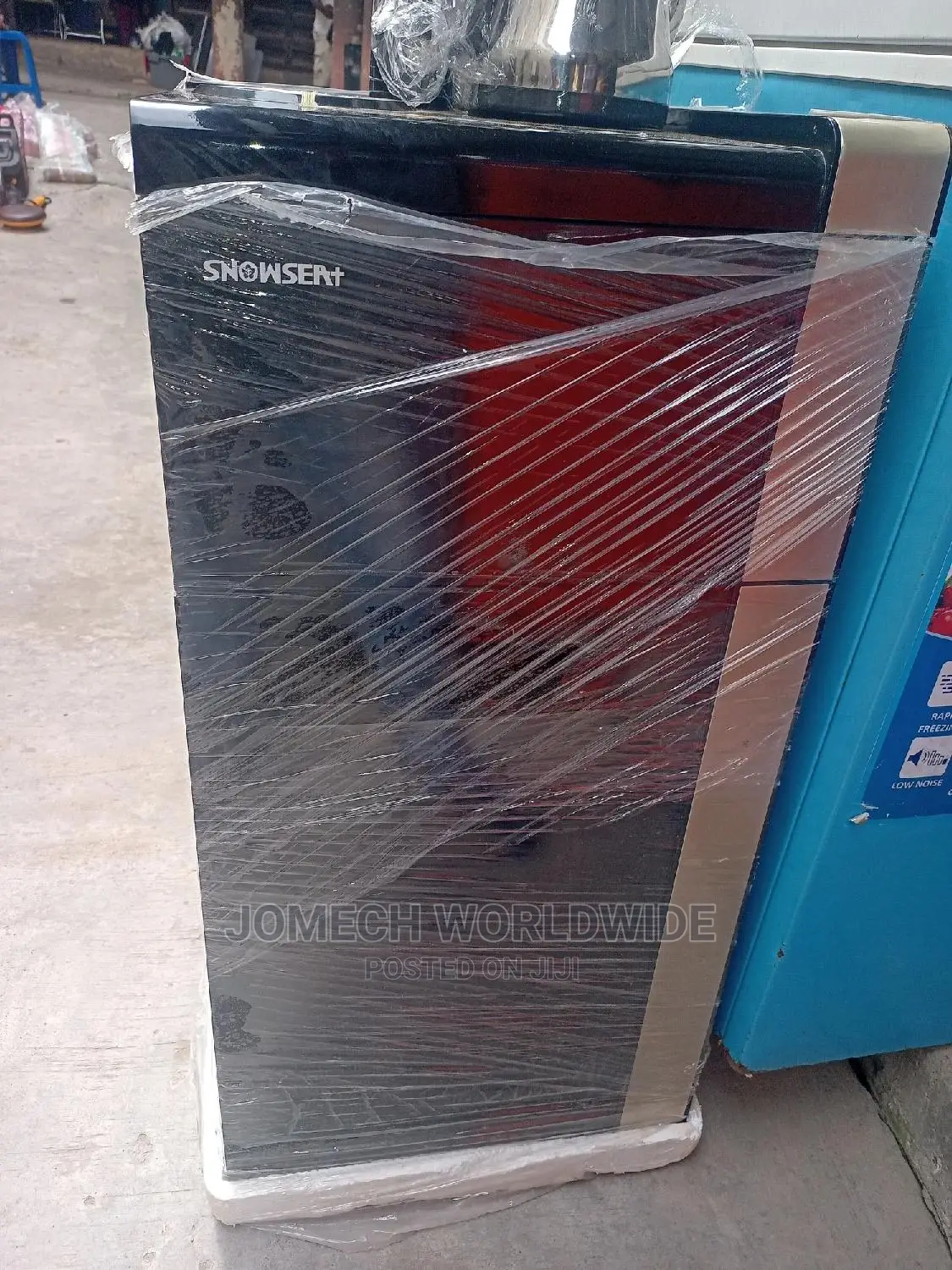 Water Dispenser With Digital Soft Touch