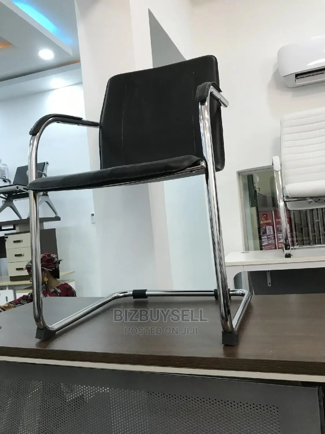 Office Executive Visitors Chair.