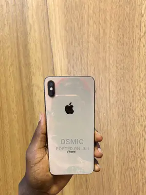 New Apple iPhone XS Max 64 GB Gold
